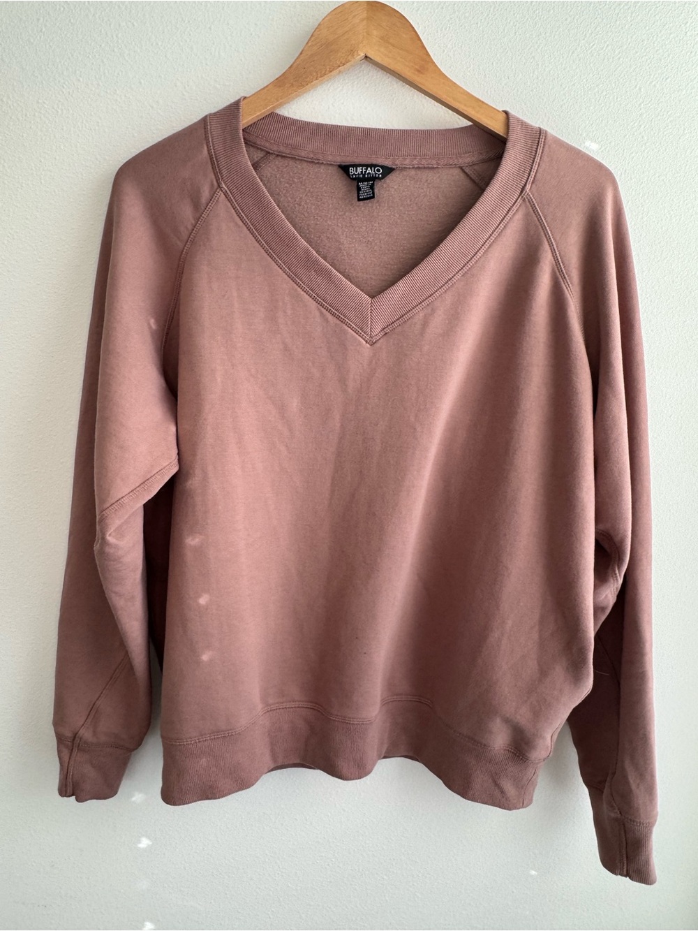 Buffalo David Bitton Mauve V-Neck Sweatshirt Size M